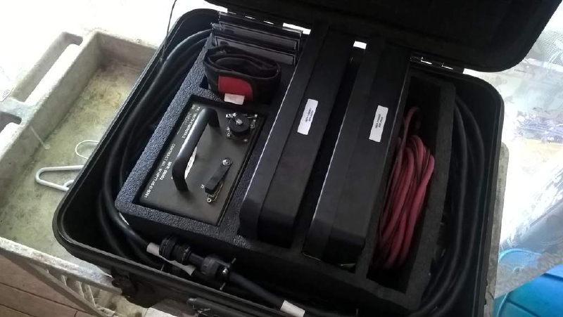 a photo of an open MSD-ICE case and its contents